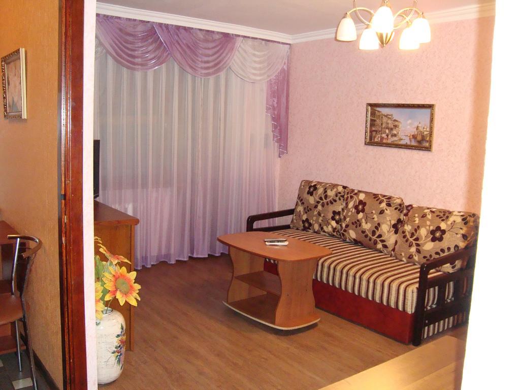 Studio On Stalevarov Near Meduniversity Zaporizhia Exterior foto